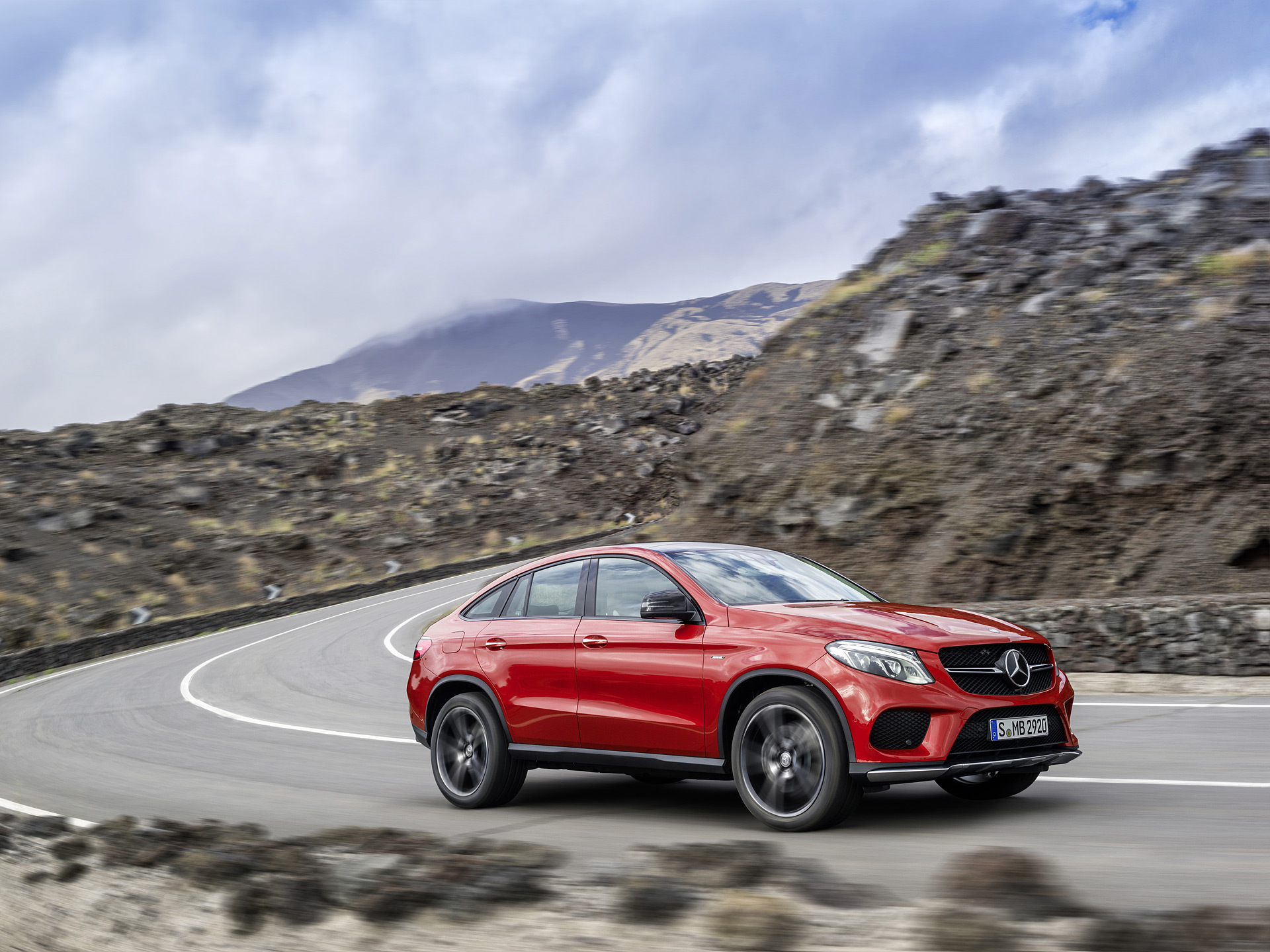  2016 Mercedes-Benz GLE450 AMG Coupe Wallpaper.