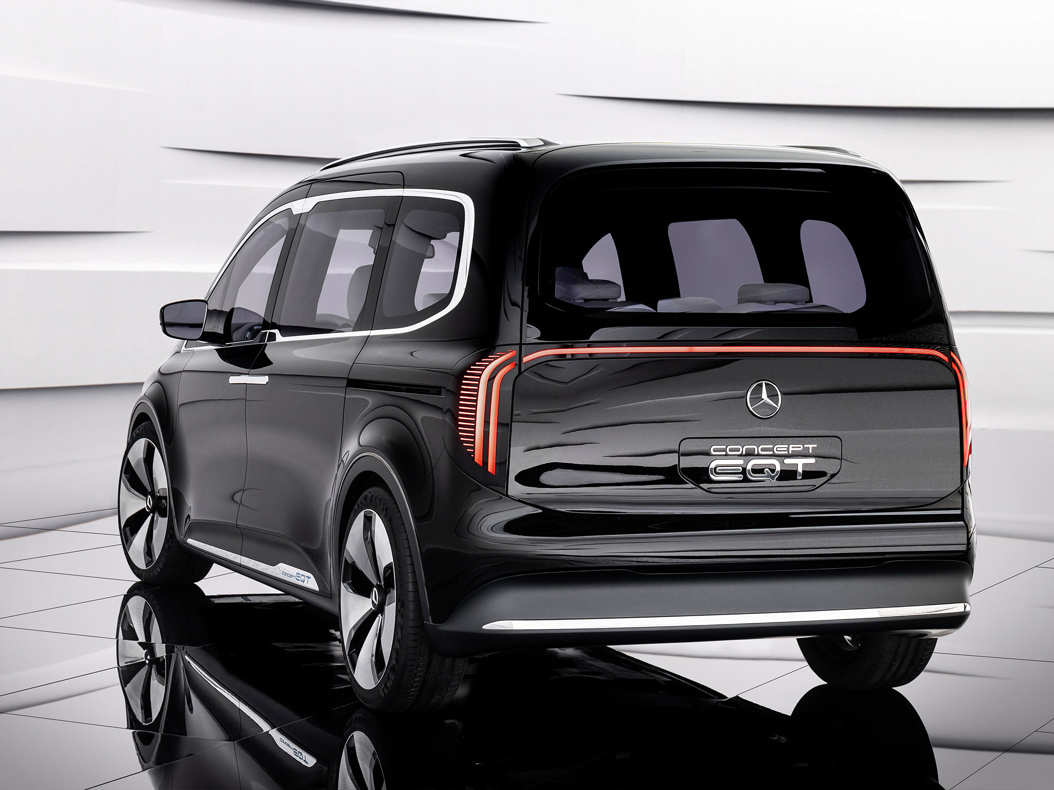  2021 Mercedes-Benz EQT Concept Wallpaper.