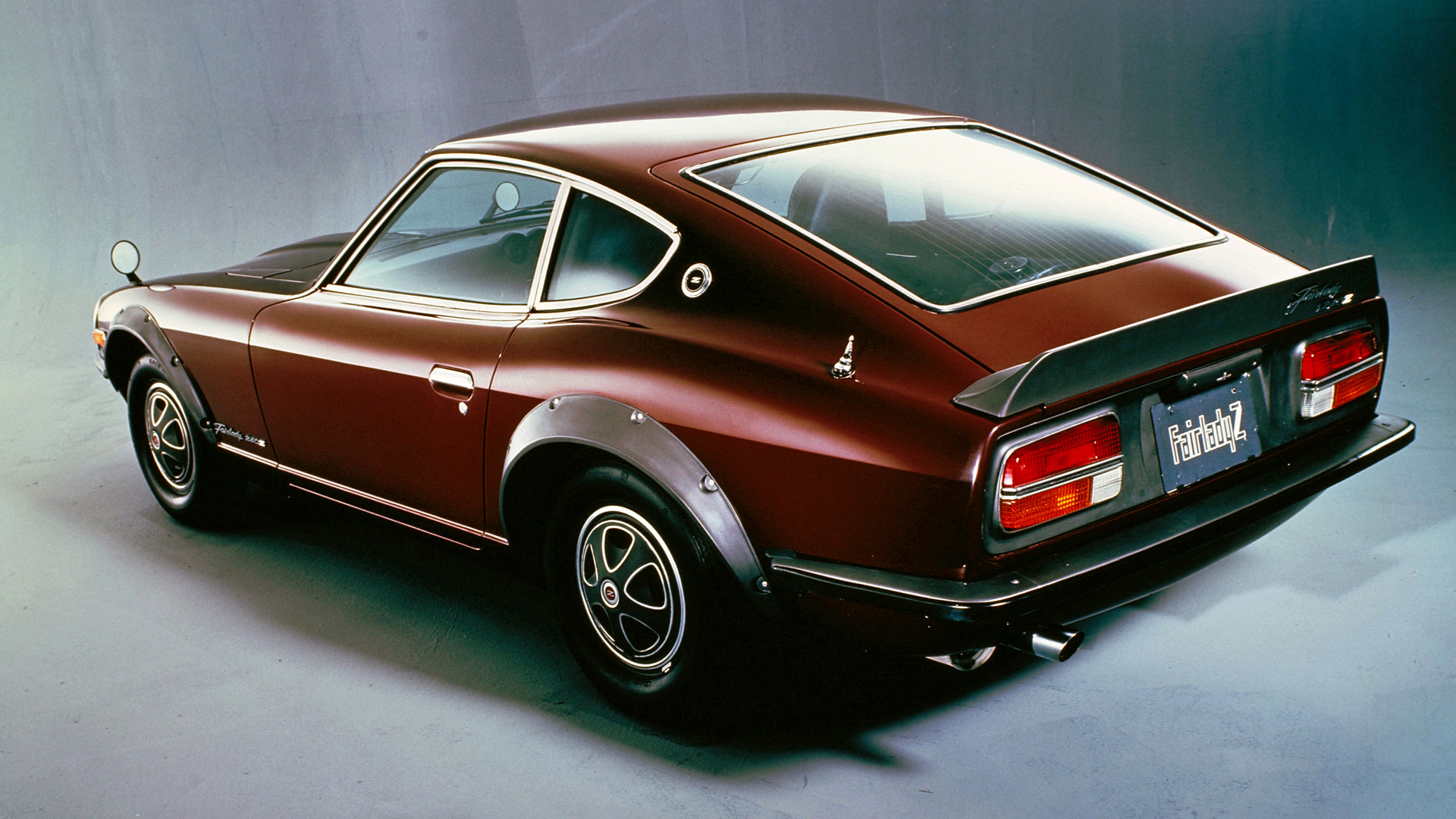  1970 Nissan 240Z Wallpaper.