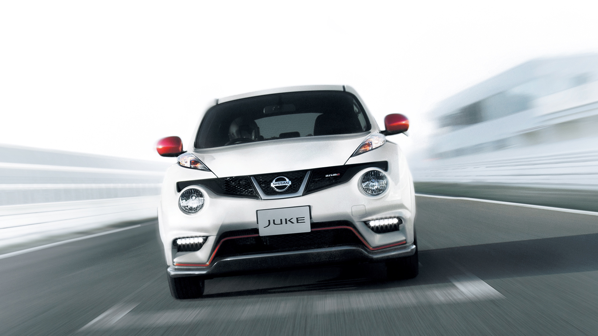  2013 Nissan Juke NISMO Wallpaper.