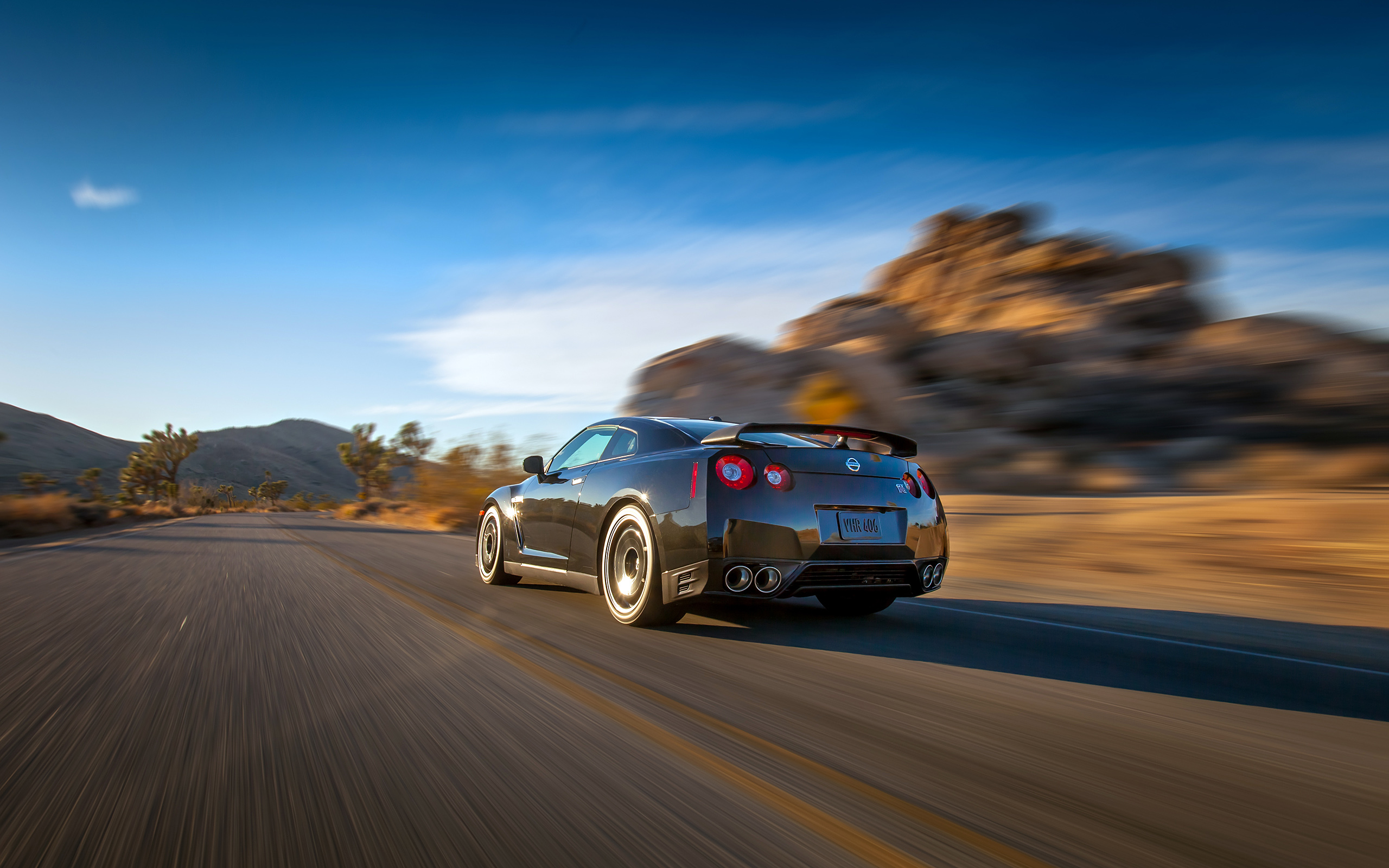  2014 Nissan GT-R Track Edition Wallpaper.