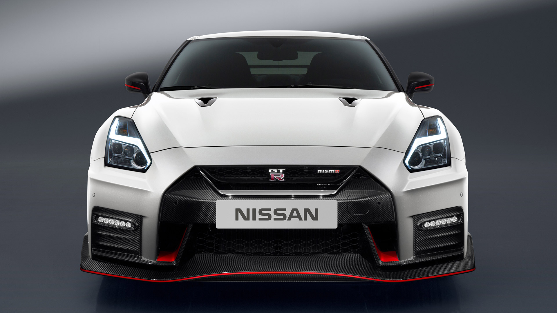  2017 Nissan GT-R Nismo Wallpaper.