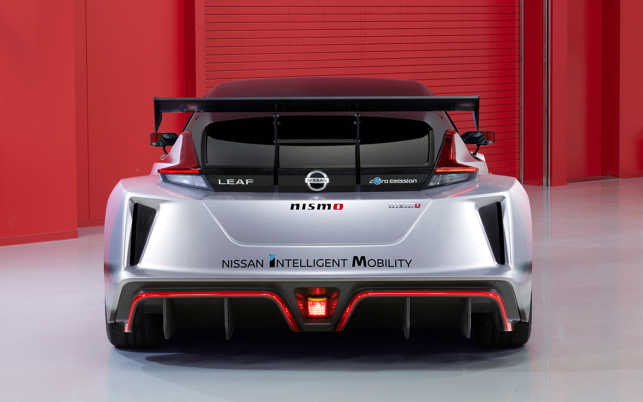  2018 Nissan Leaf Nismo RC Concept Wallpaper.