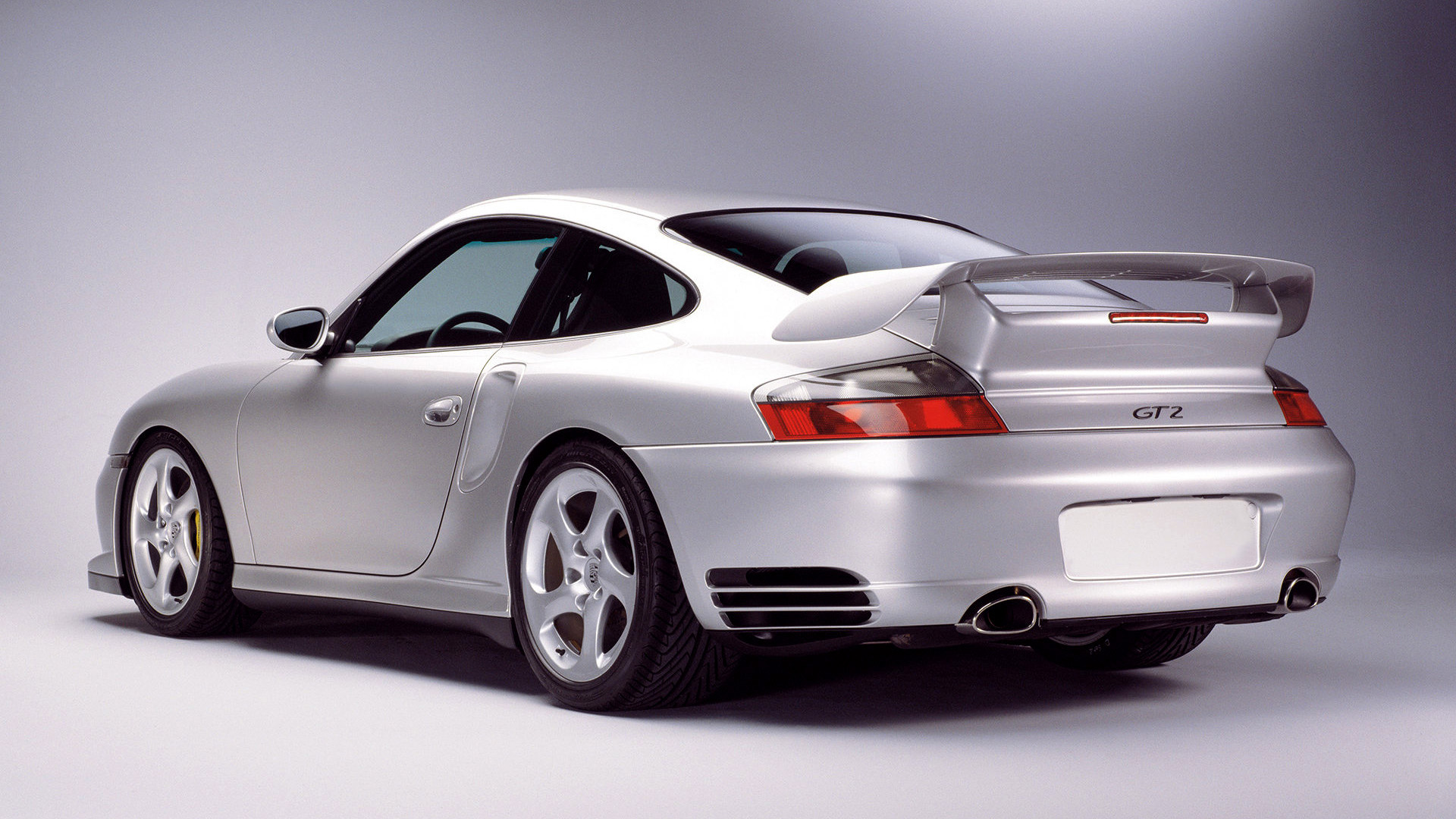  2002 Porsche 911 GT2 Wallpaper.