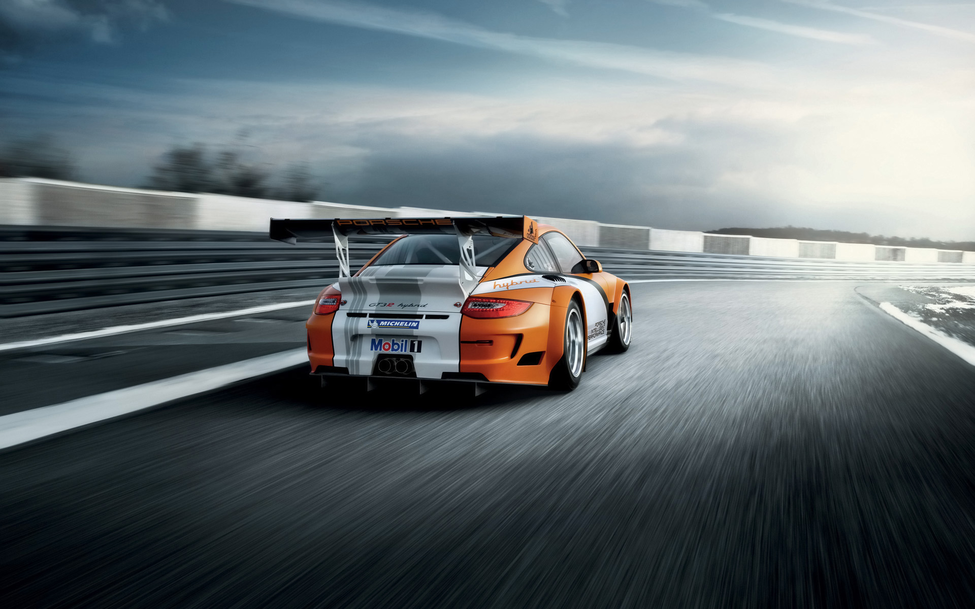  2010 Porsche 911 GT3-R Hybrid Wallpaper.