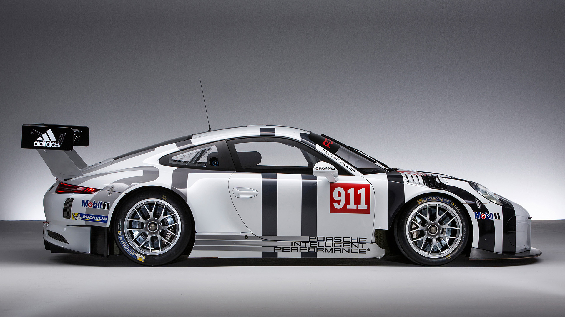  2016 Porsche 911 GT3 R Wallpaper.