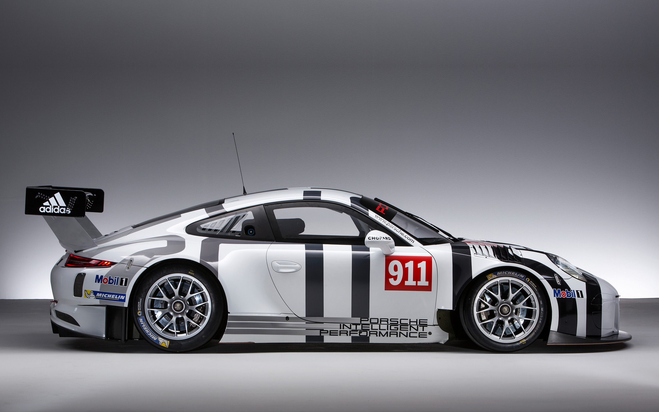  2016 Porsche 911 GT3 R Wallpaper.