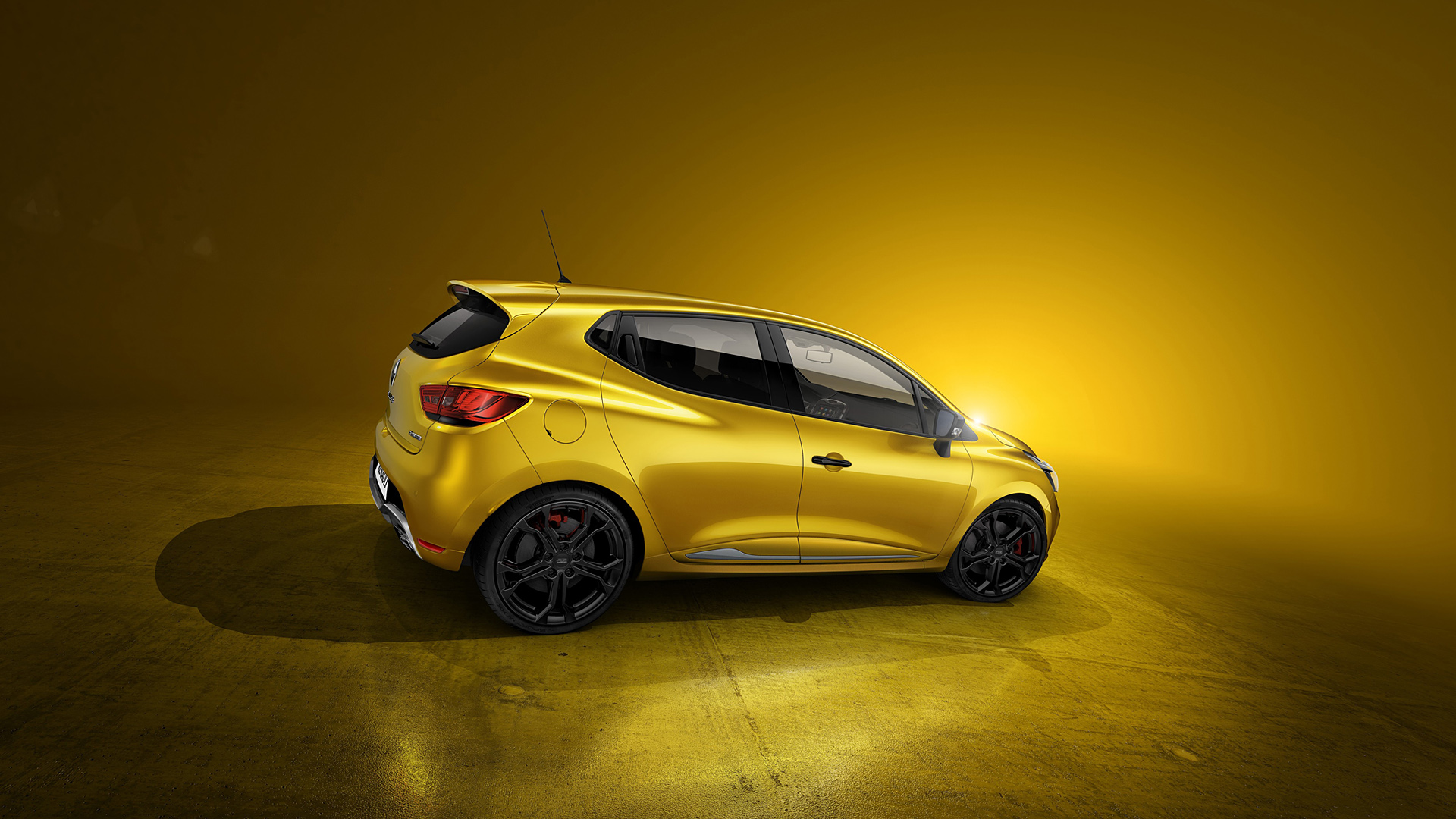  2013 Renault Clio RS 200 Wallpaper.