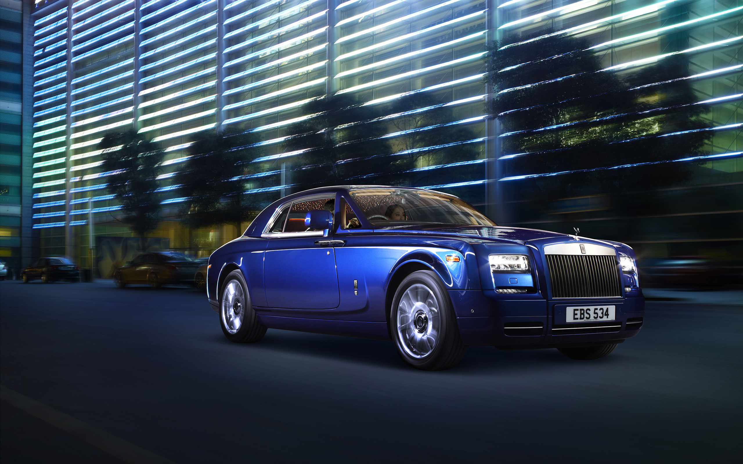  2013 Rolls-Royce Phantom Coupe Wallpaper.