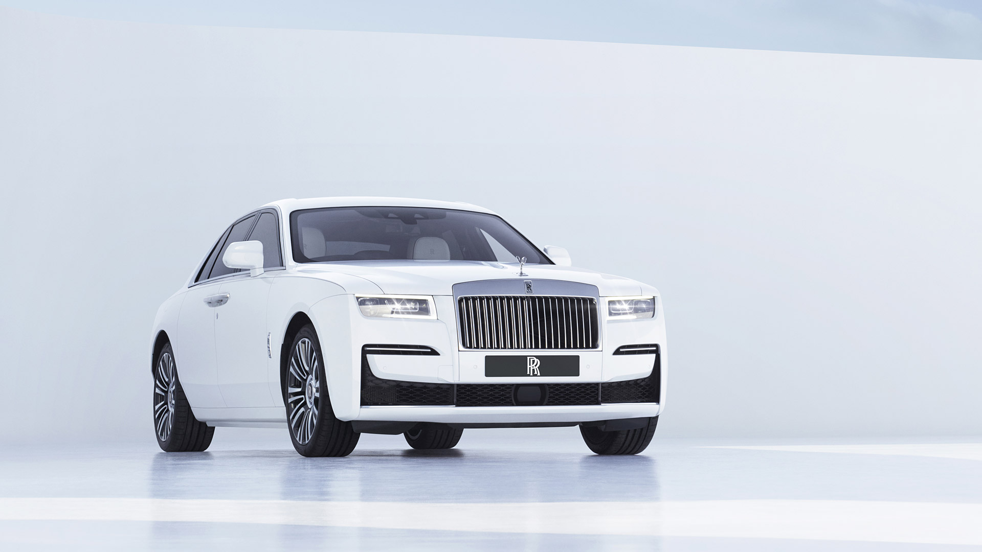  2021 Rolls-Royce Ghost Wallpaper.