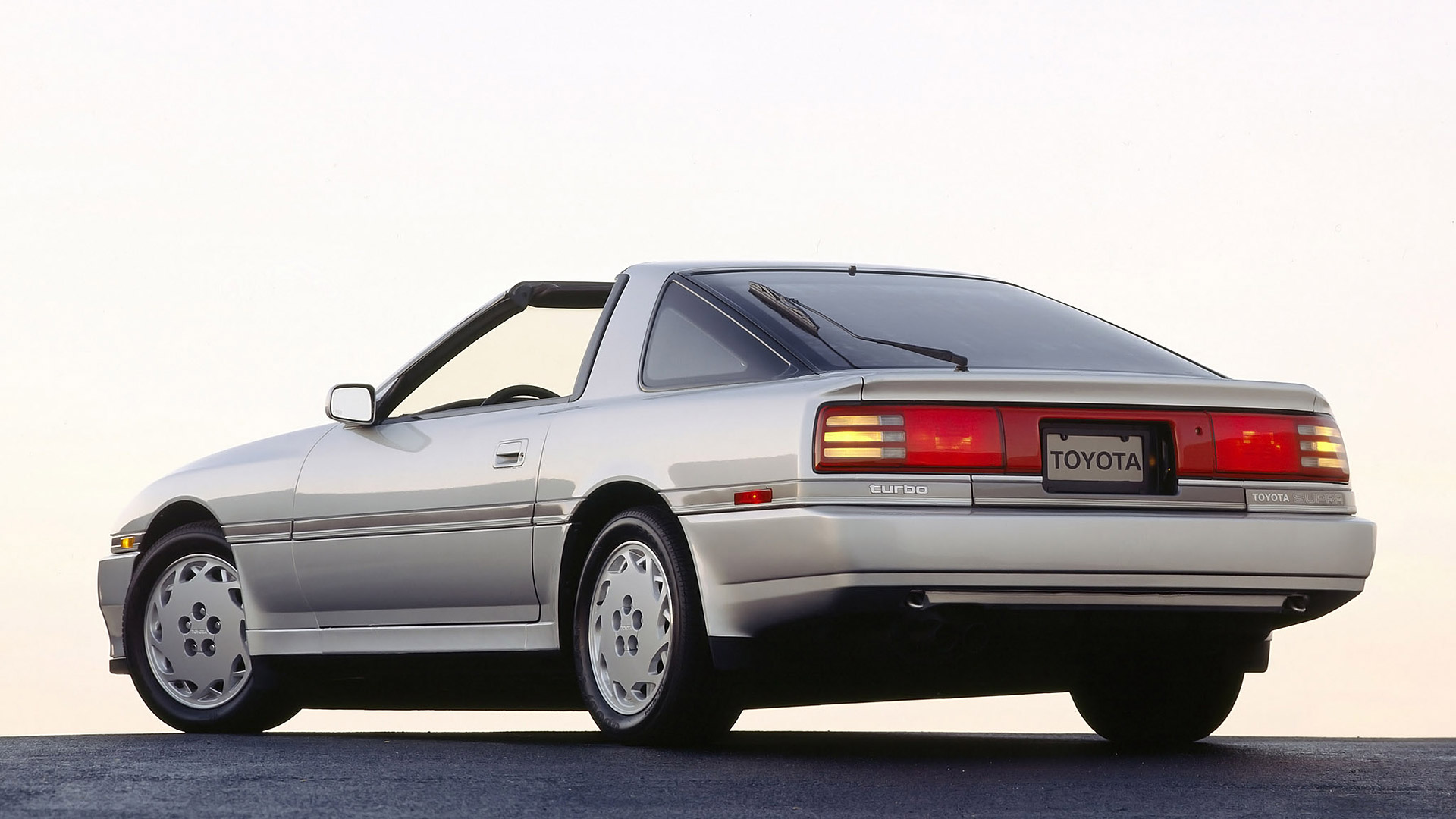  1989 Toyota Supra Turbo Wallpaper.