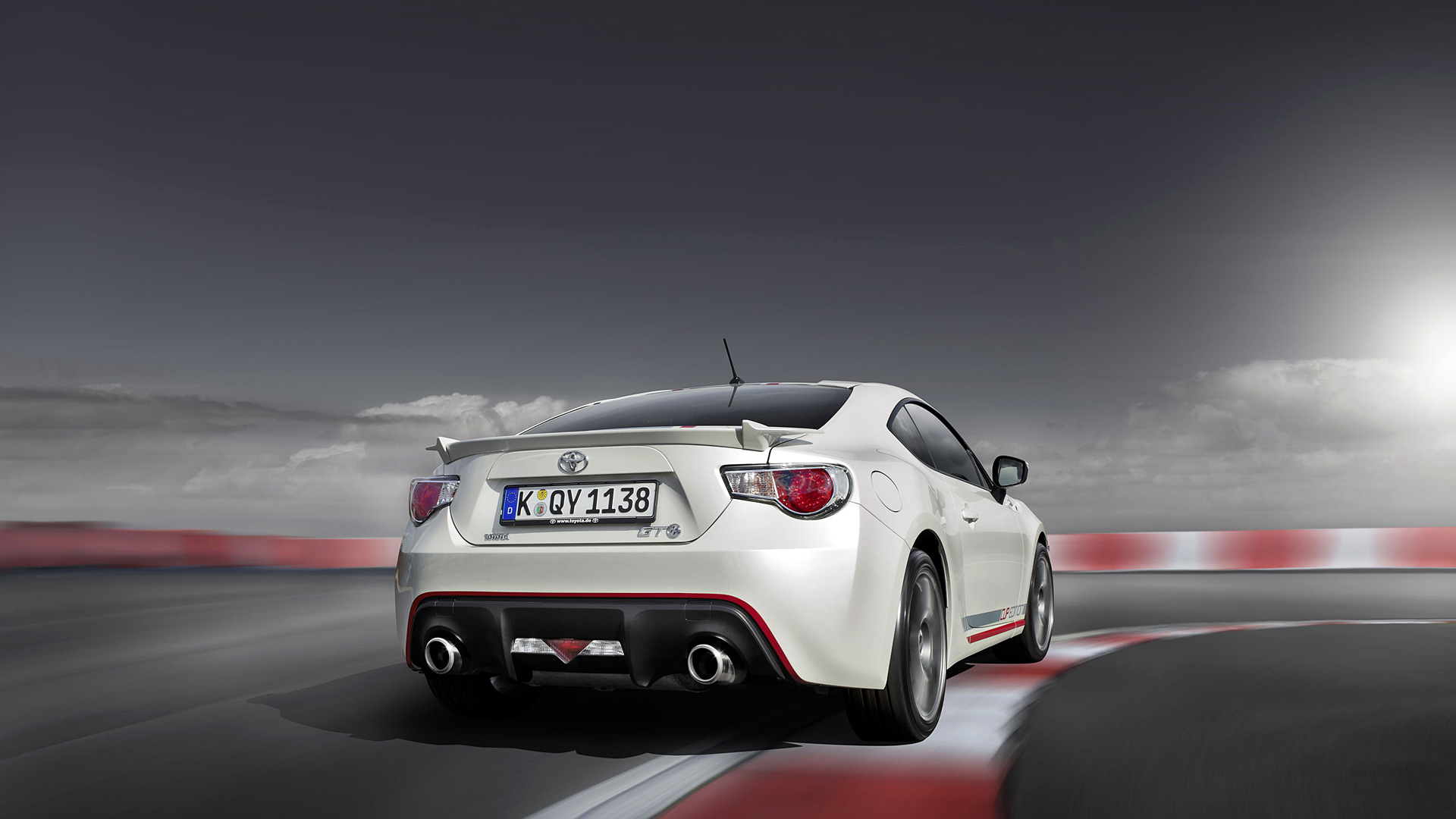  2014 Toyota GT 86 Cup Edition Wallpaper.