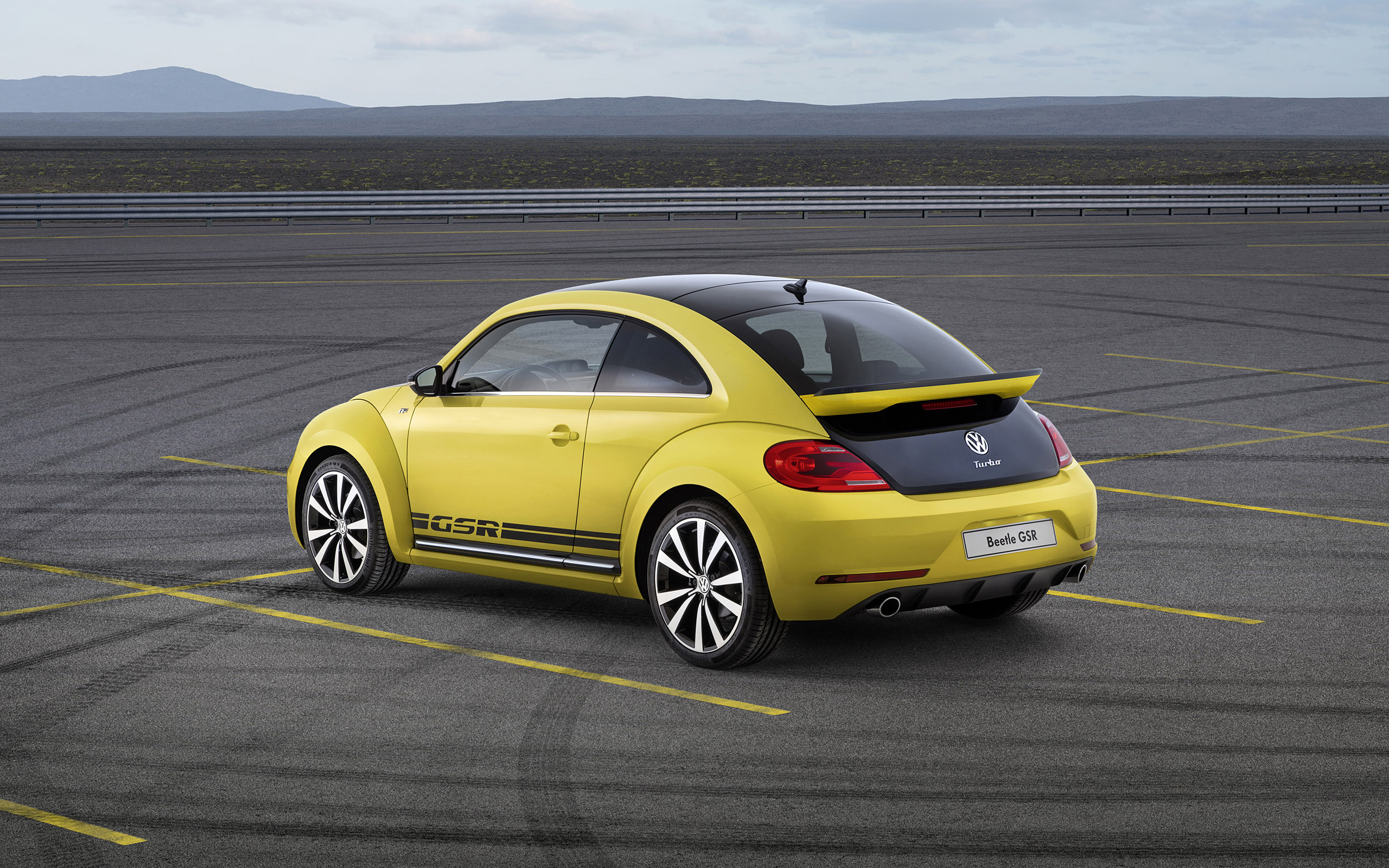  2013 Volkswagen Beetle GSR Wallpaper.