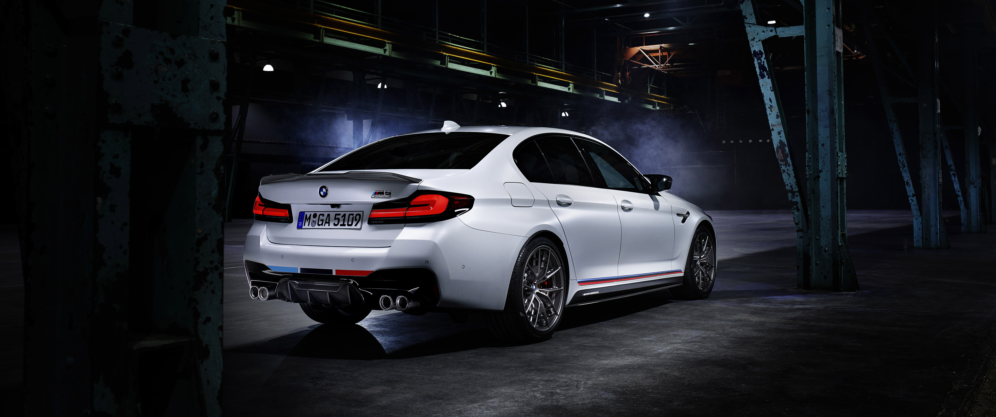  2021 BMW M5 Competition Wallpaper.