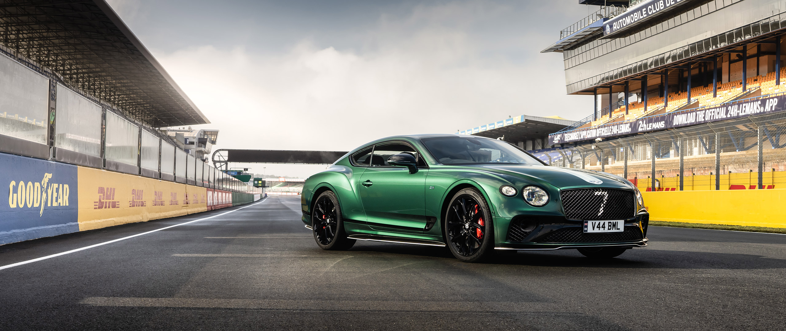  2023 Bentley Continental GT Le Mans Collection Wallpaper.