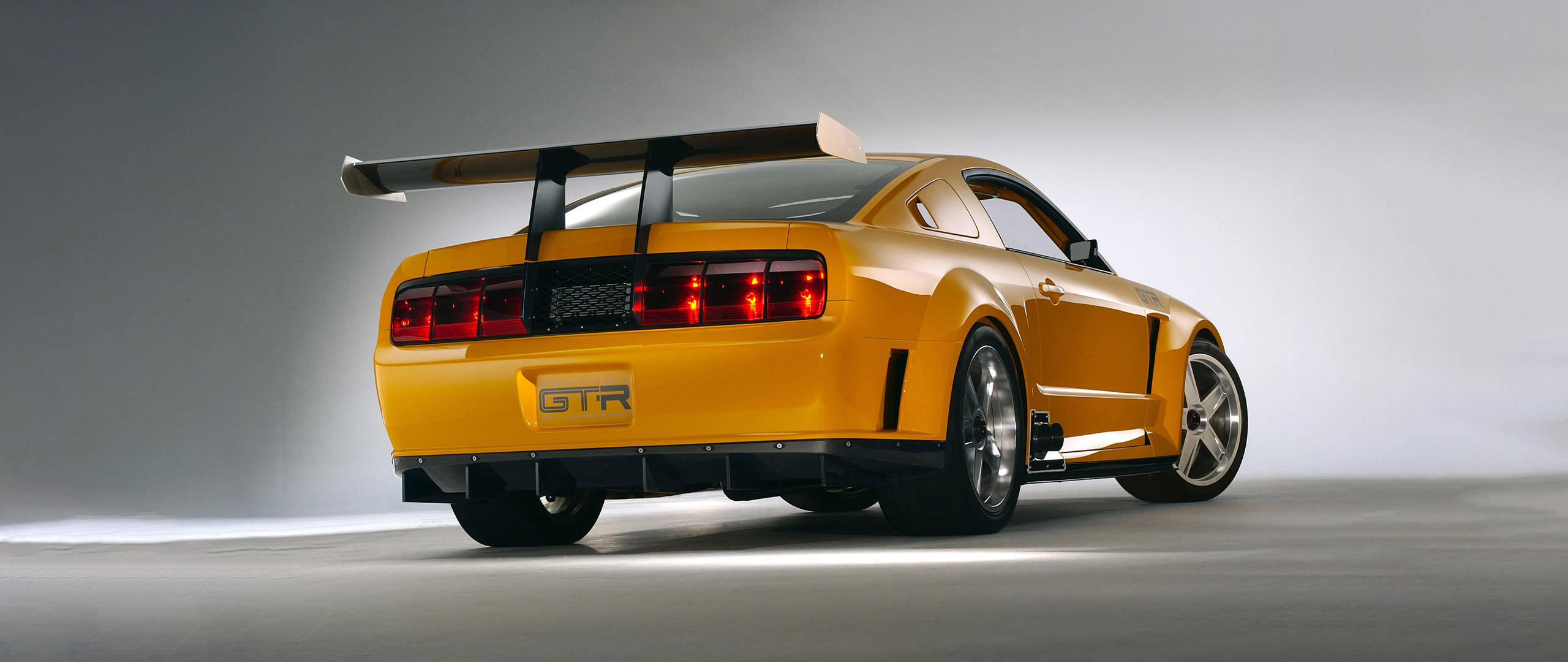  2004 Ford Mustang GT-R Concept Wallpaper.