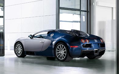 2005 Bugatti Veyron wallpaper thumbnail.